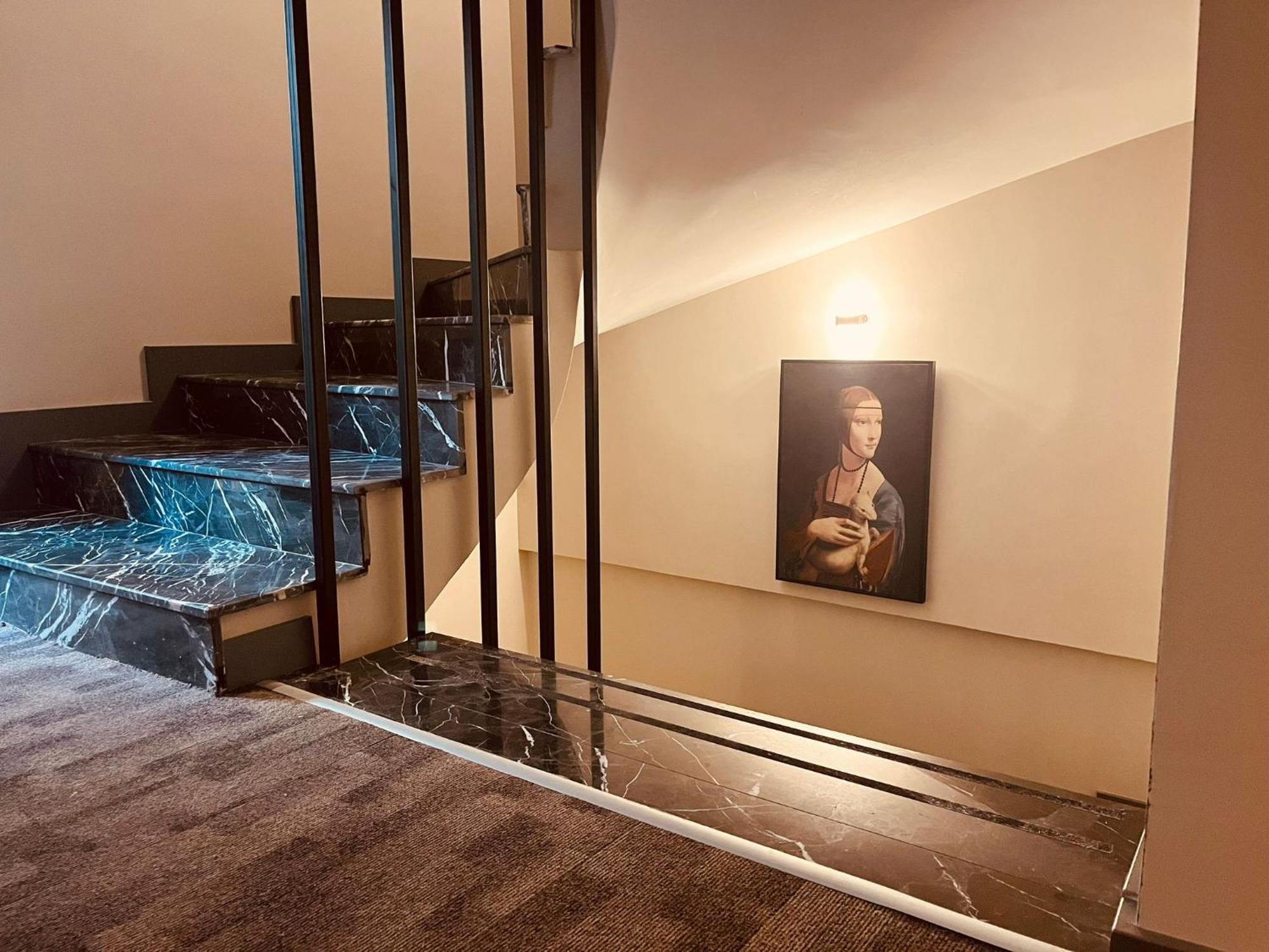 Monalisa Hotels คูซาดาซี ภายนอก รูปภาพ