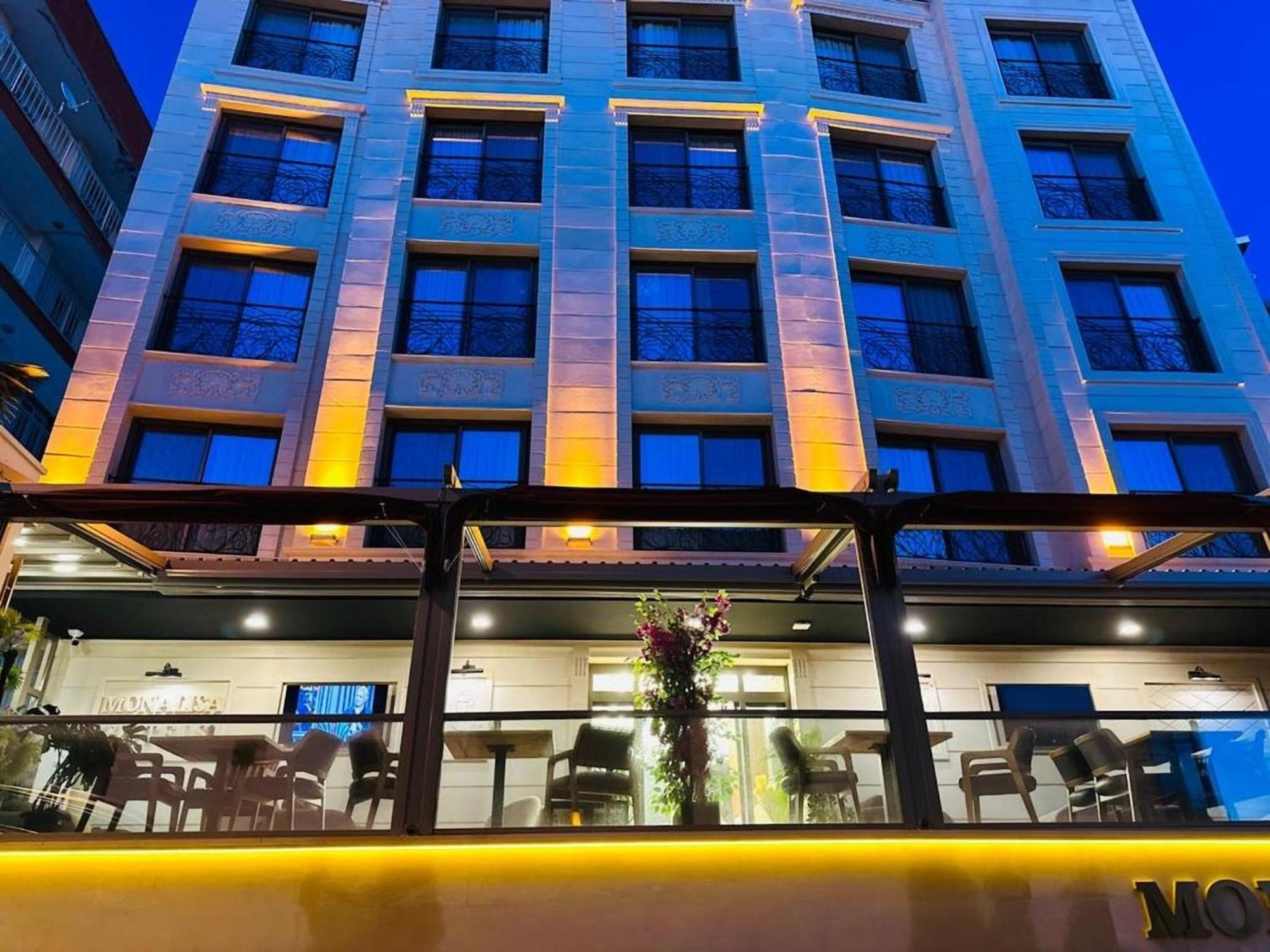 Monalisa Hotels คูซาดาซี ภายนอก รูปภาพ